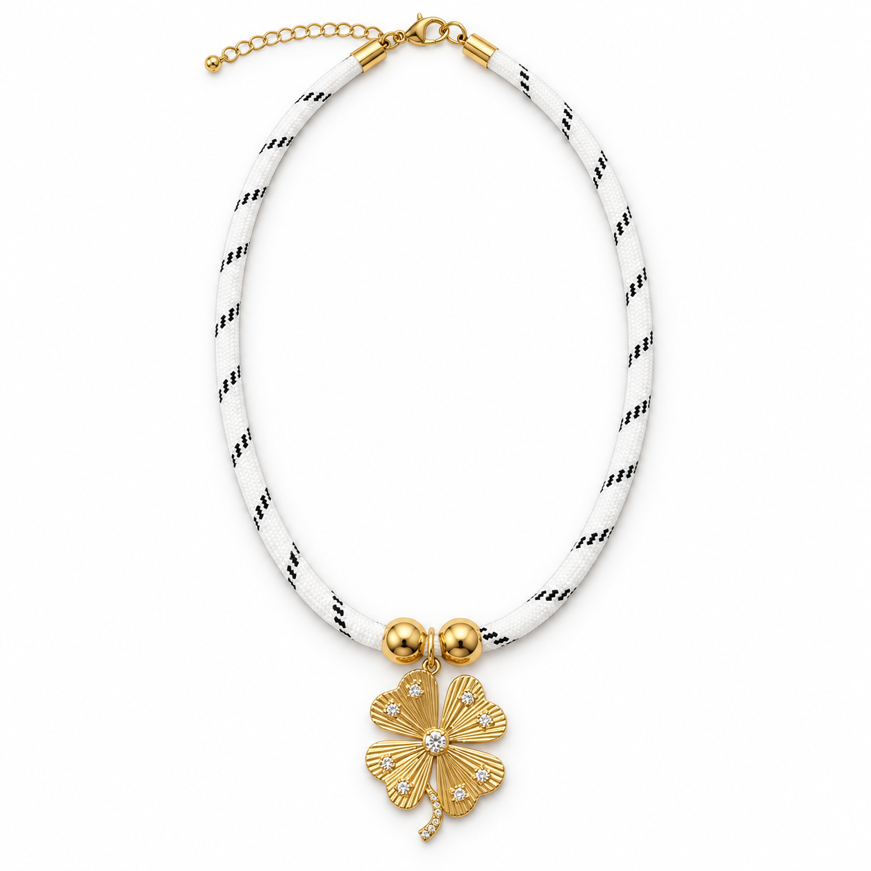 Lucky Clover Paracord Pendant Necklace